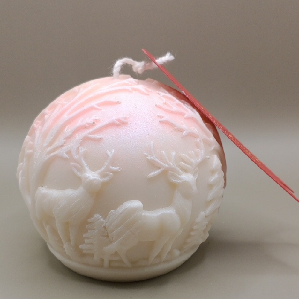 Elegant Cream Deer Candle